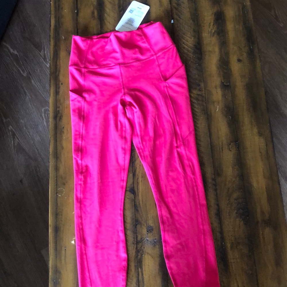 Fabletics XS- never been worn